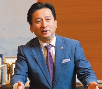 写真：佐賀県知事 山口祥義